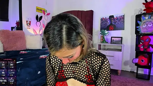 alisson zafiro  online show from February 10, 9:14 am