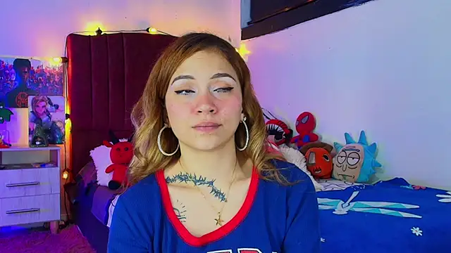 alisson zafiro  online show from October 13, 3:06 am