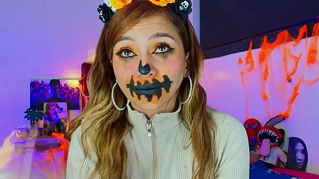 alisson zafiro  online show from October 28, 3:21 am