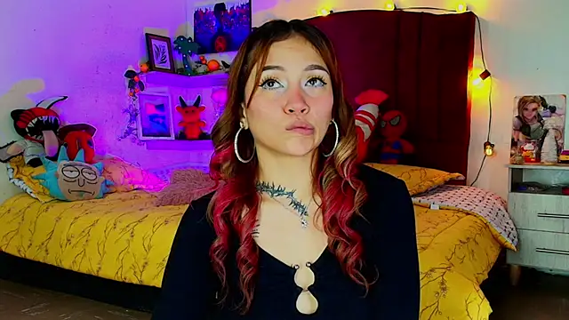 alisson zafiro  online show from November 24, 3:17 am