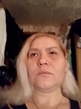 Snapshot of Minna_Jeannie chatting on November 18, 2:17 am Minna Jeannie online show from November 18, 2:17 am