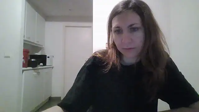 Snapshot of JasmineGlamour chatting on March 1, 6:32 pm JasmineGlamour online show from March 1, 6:32 pm