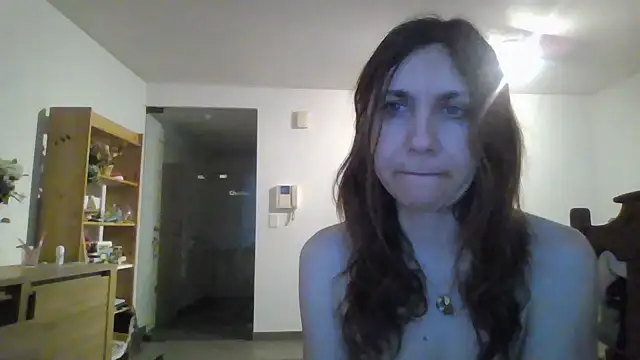 Snapshot of JasmineGlamour chatting on March 13, 6:20 am JasmineGlamour online show from March 13, 6:20 am