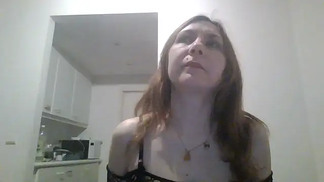 Snapshot of JasmineGlamour chatting on April 1, 9:34 pm JasmineGlamour online show from April 1, 9:34 pm