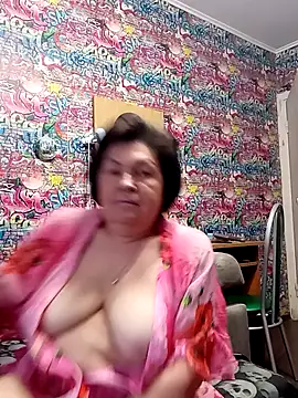 Snapshot of FantasyMichelle chatting on April 4, 3:20 pm FantasyMichelle online show from April 4, 3:20 pm