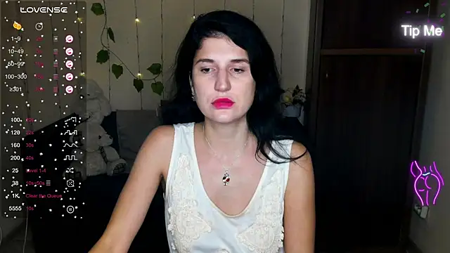 Alianna Solo Kisses online show from January 11, 2:58 pm
