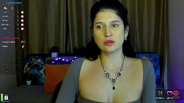 Alianna Solo Kisses online show from February 10, 12:29 pm