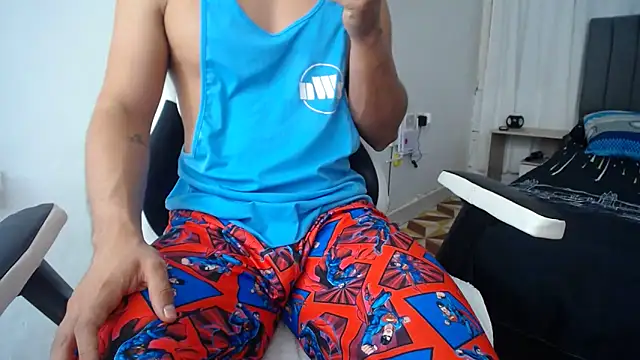 Snapshot of Valerioe chatting on February 26, 12:47 pm Valerioe online show from February 26, 12:47 pm