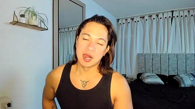 Snapshot of Valerioe chatting on March 8, 9:28 am Valerioe online show from March 8, 9:28 am