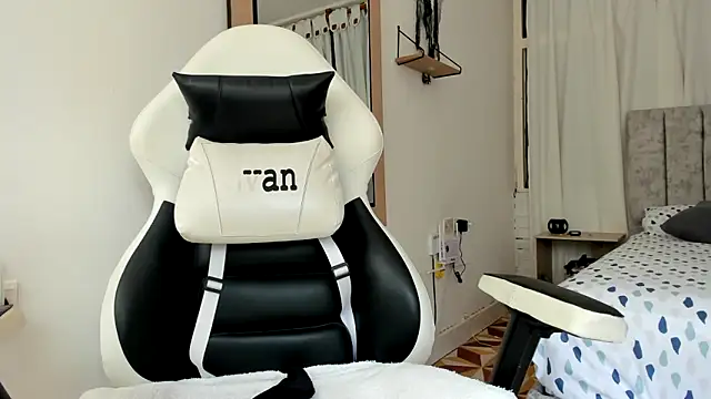 Valerioe online show from October 24, 2:13 pm