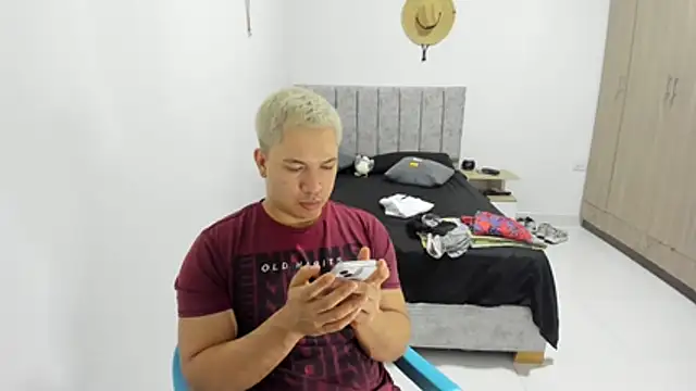 Valerioe online show from May 1, 4:33 pm