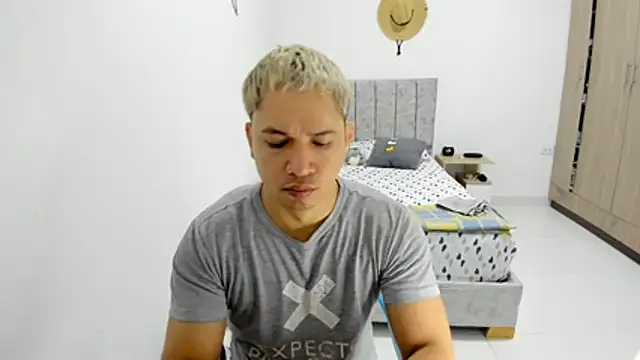 Valerioe online show from May 28, 8:44 am