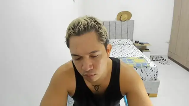 Valerioe online show from June 14, 2:41 pm