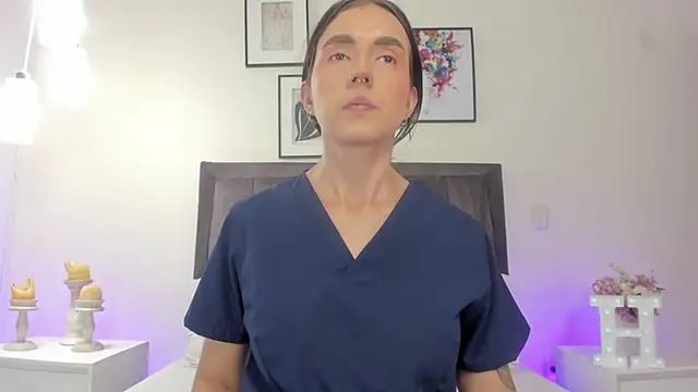 helen mooree online show from June 5, 12:55 pm