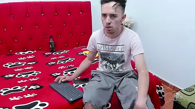 big-dicktop23 online show from December 15, 7:53 pm