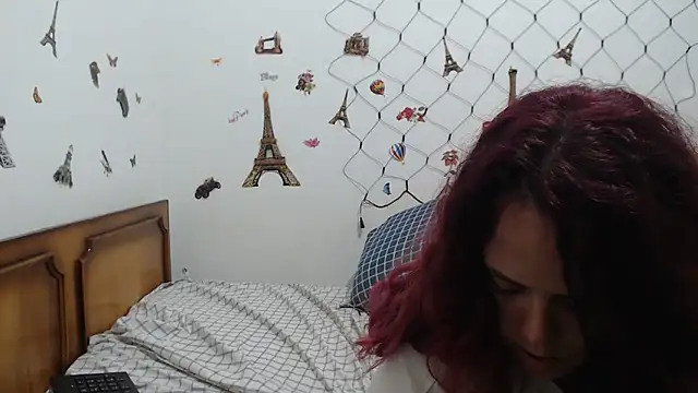 Snapshot of hotmilf4uxxx chatting on March 10, 11:42 am hotmilf4uxxx online show from March 10, 11:42 am
