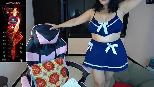 paolagomez  online show from July 2, 8:59 pm