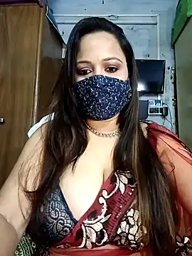 Snapshot of albelasummi702 chatting on December 9, 11:15 am albelasummi702 online show from December 9, 11:15 am