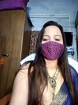 Snapshot of albelasummi702 chatting on December 27, 5:52 am albelasummi702 online show from December 27, 5:52 am