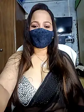 Snapshot of albelasummi702 chatting on January 14, 4:29 pm albelasummi702 online show from January 14, 4:29 pm