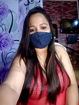 Snapshot of albelasummi702 chatting on February 27, 6:40 am albelasummi702 online show from February 27, 6:40 am