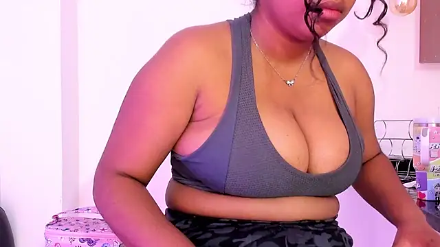 Lizzie Williams  online show from November 25, 3:17 am