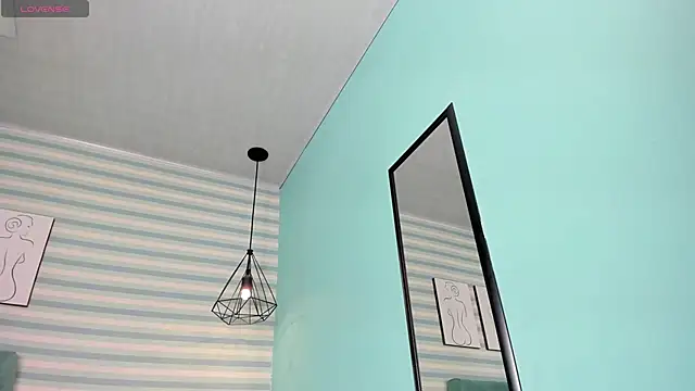 Snapshot of goddess_kianna chatting on June 9, 3:18 am goddess kianna online show from June 9, 3:18 am