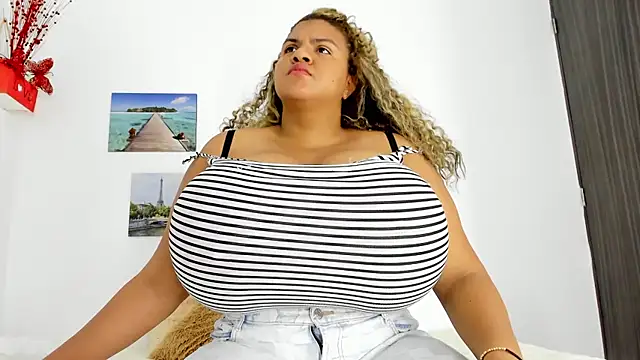 bigmom69  online show from December 16, 12:10 pm