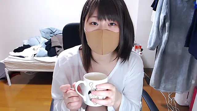 Snapshot of izumi__123 chatting on May 23, 4:33 pm izumi 123 online show from May 23, 4:33 pm