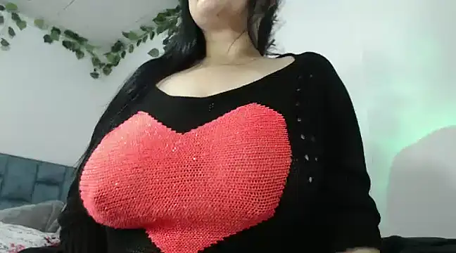 Donniia online show from December 17, 11:38 pm