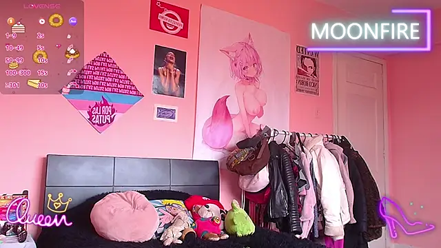Snapshot of moonfiredancer chatting on April 25, 1:41 pm moonfiredancer online show from April 25, 1:41 pm
