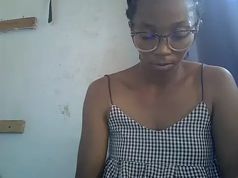 ElianeHot online show from March 22, 10:51 am