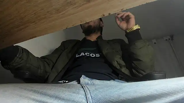 s sven03 online show from March 10, 3:23 am