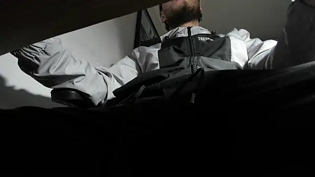 s sven03 online show from March 19, 2:48 am