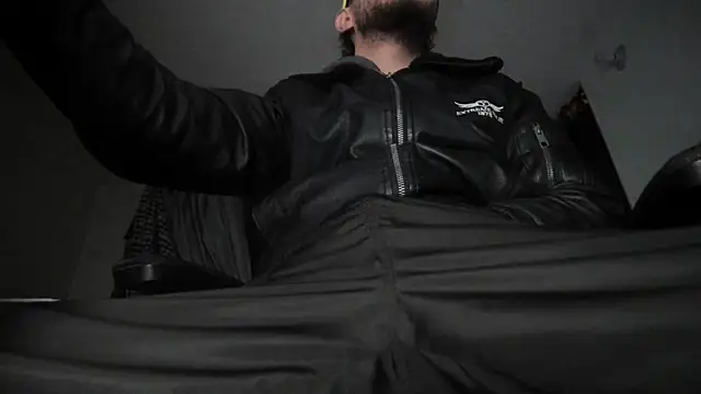 s sven03 online show from September 18, 8:05 am