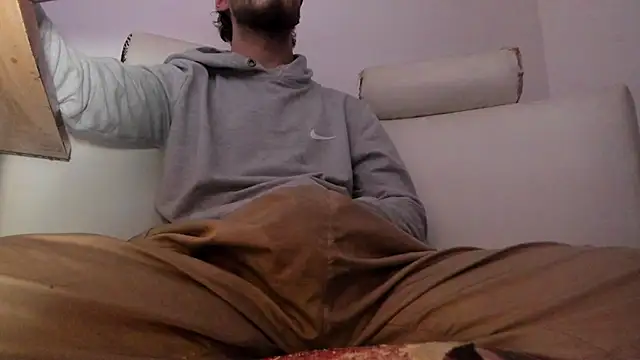 s sven03 online show from October 11, 10:19 pm