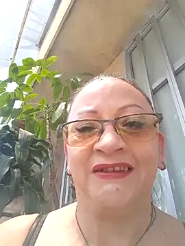 Vivianmature online show from March 15, 4:02 pm