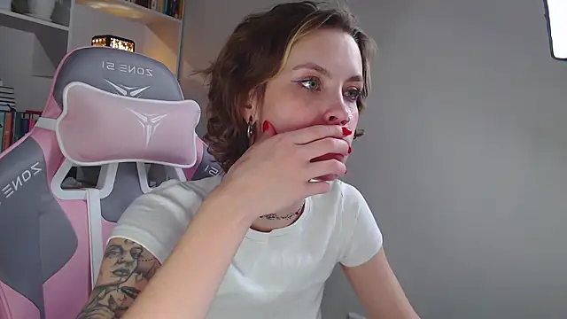 milly ross online show from December 6, 12:49 pm