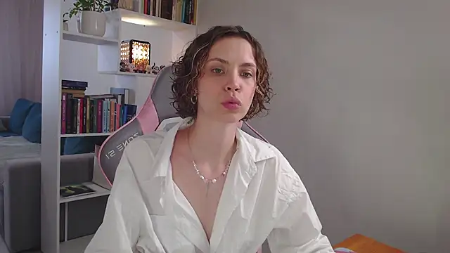 milly ross online show from March 18, 5:52 am