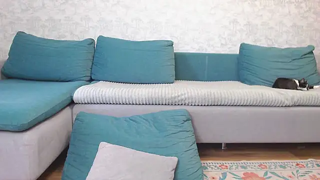 milly ross online show from October 22, 7:19 am