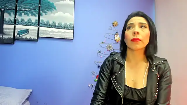 AdelleLennox cg online show from December 13, 11:13 am
