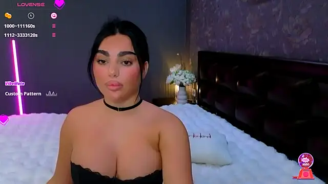 Snapshot of babyleilaa chatting on October 13, 7:47 pm babyleilaa online show from October 13, 7:47 pm