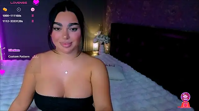 Snapshot of babyleilaa chatting on October 29, 9:27 pm babyleilaa online show from October 29, 9:27 pm