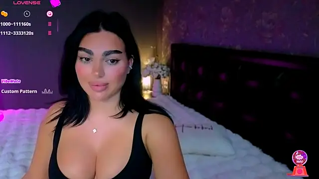 Snapshot of babyleilaa chatting on November 1, 10:56 pm babyleilaa online show from November 1, 10:56 pm