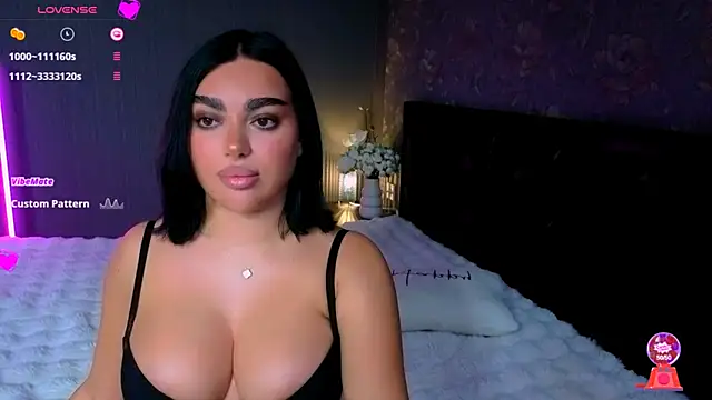 Snapshot of babyleilaa chatting on November 10, 10:42 pm babyleilaa online show from November 10, 10:42 pm