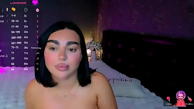 Snapshot of babyleilaa chatting on November 23, 11:15 pm babyleilaa online show from November 23, 11:15 pm