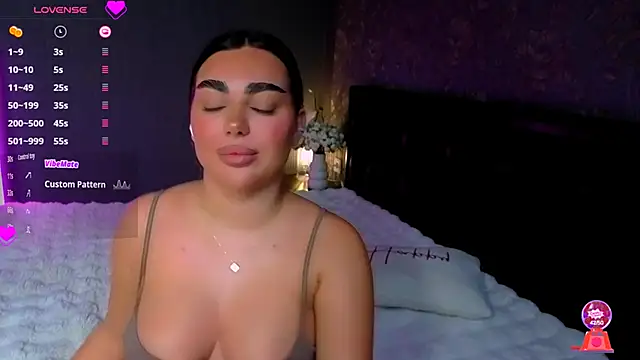 Snapshot of babyleilaa chatting on November 30, 10:58 pm babyleilaa online show from November 30, 10:58 pm