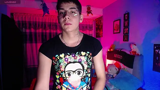 Snapshot of mexican_cum chatting on November 23, 2:11 am mexican cum online show from November 23, 2:11 am