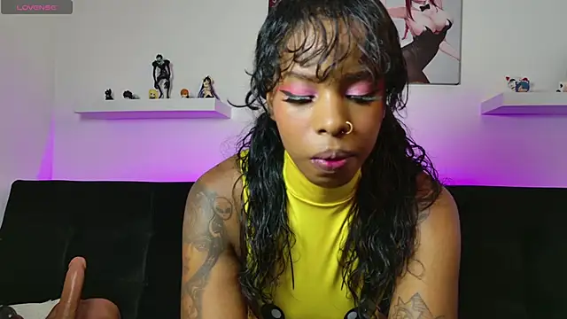 Snapshot of kary_bunny3 chatting on March 30, 6:36 am kary bunny3 online show from March 30, 6:36 am