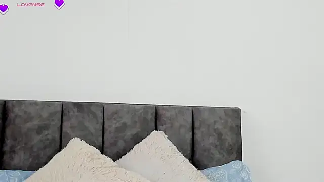 VeronicaTonu online show from February 24, 2:37 pm